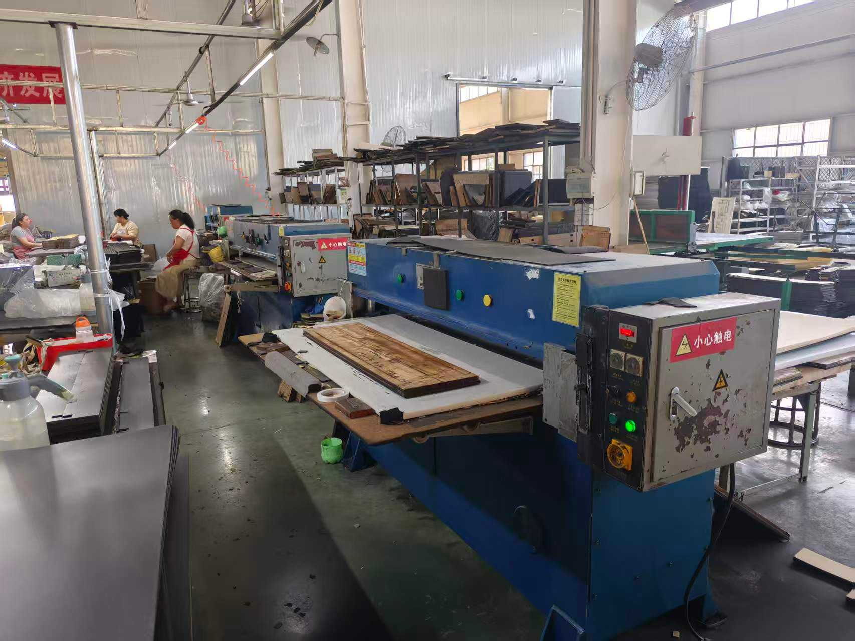 CNC die-cutting and finishing